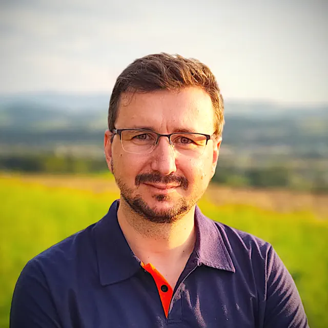 Adrian Gadzina, współzałożyciel desi9n.pl